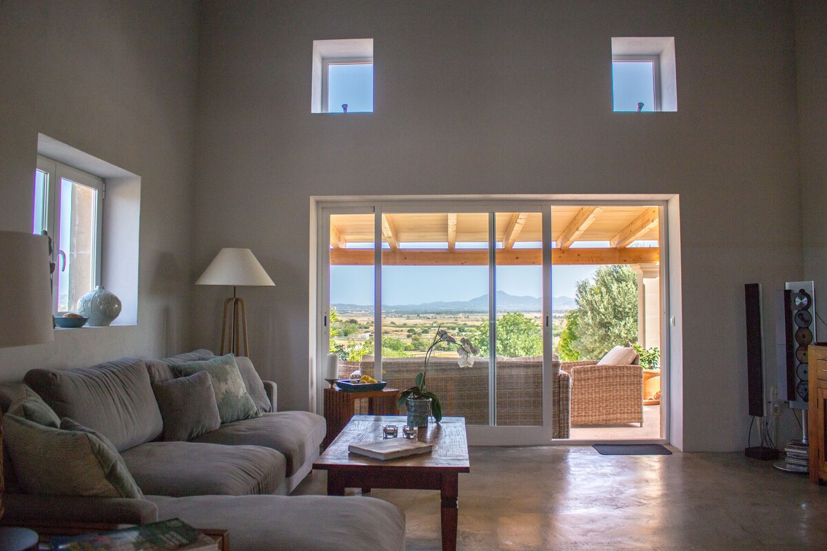 NATURAL STONE FINCA